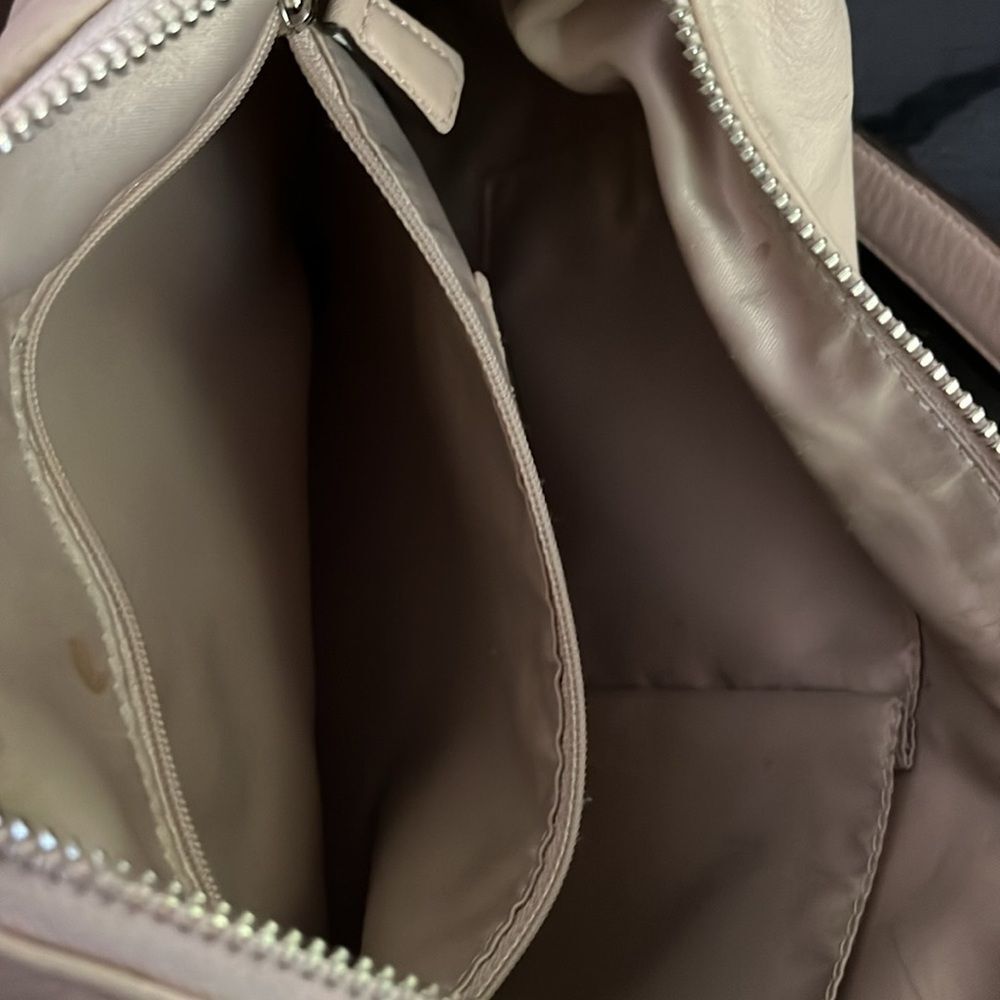 Light pink coach Crossbody or smaller handle bag  Kristen leather collection - Picture 4 of 8